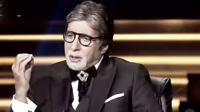 అమితాబ్ కు నేషనల్ యాంటీ టుబాకో ఆర్గనైజేషన్ షాక్.. ఆ ప్రకటనల నుంచి వెంటనే తప్పుకోవాలంటూ...