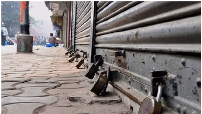 ಚಿಕ್ಕಬಳ್ಳಾಪುರ : ಬಂದ್ಗೆ ರೈತ, ಕನ್ನಡಪರ ಸಂಘಟನೆಗಳ ಬೆಂಬಲ