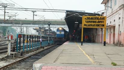 ട്രെയിനിൽ കടത്തിയ നാല് കിലോ സ്വർണം ആർപിഎഫ് പിടികൂടി