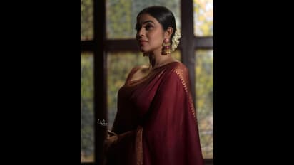 కొప్పున మల్లెలు పెట్టి చిరు చీకట్లో కొంటెగా ఎదురుచూస్తున్న ఢీ పూర్ణ... తనను జడ్జి చేస్తే వాళ్లదే తప్పట!