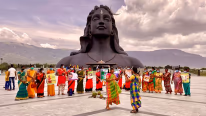 ஆதியோகி முன்பு ஊட்டச்சத்து விழிப்புணர்வு நிகழ்ச்சி