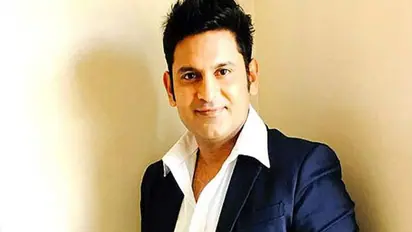 Prabhas' 'Adipurush' dialogue writer Manoj Muntashir extends 'unconditional apologies' with folded hands