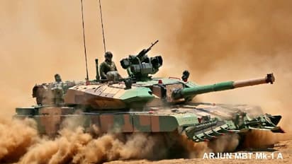 Defence Product: ৯০ শতাংশ প্রতিরক্ষা সরঞ্জাম তৈরি হবে দেশে, আশ্বাস দিলেন রাজনাথ সিং