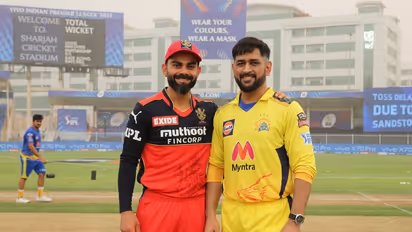 মরুঝড় থামার পর শারজায় শুরু সিএসকে বনাম আরসিবির মহারণ, টসে জিতে বোলিংয়ের সিদ্ধান্ত ধোনির