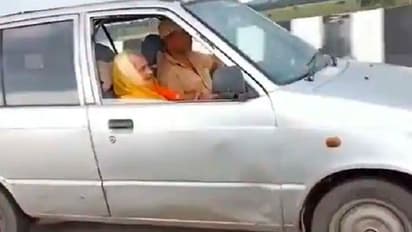 వాహ్.. అదరగొట్టిన్న 90 ఏళ్ల బామ్మ ఈ వయస్సులో కూడా కారు నడుపుతు.. వీడియో వైరల్..