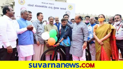 ಪ್ರತಿಭಾನ್ವಿತ ಬಡ ಸೈಕ್ಲಿಸ್ಟ್ಗೆ ಕರ್ನಾಟಕ ಸರ್ಕಾರದಿಂದ 5 ಲಕ್ಷ ರೂ ಮೌಲ್ಯದ ಸೈಕಲ್