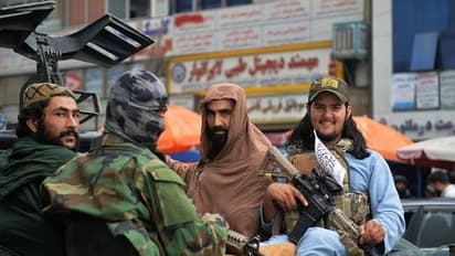 ఆఫ్గన్లో బహిరంగ శిక్షల అమలు: వ్యాపారి కిడ్నాప్ చేసిన వారిని కాల్చివేత, క్రేన్లకు మృతదేహాల వేలాడదీత