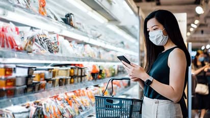 ನಿಲ್ಲಿ.. ಫುಡ್ ಪ್ಯಾಕೆಡ್ ಹಿಂದಿರೋ ಮಾಹಿತಿ ಓದಿ.. ಅರೆ ಕ್ಷಣವೇ ಖರೀದಿ ನಿಲ್ಲಿಸ್ತೀರಿ