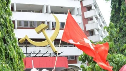 നിയമസഭാ തെരഞ്ഞെടുപ്പ് പരാജയം: കൊല്ലത്തെ 3 ജില്ലാ സെക്രട്ടേറിയറ്റ് അംഗങ്ങളോട് വിശദീകരണം തേടി സിപിഎം