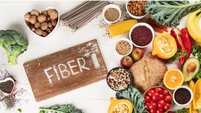 Diabetes Superfoods : പ്രമേഹമുള്ളവർ നാരുകൾ അടങ്ങിയ ഭക്ഷണങ്ങൾ കഴിക്കണമെന്ന് പറയുന്നതിന്റെ കാരണം