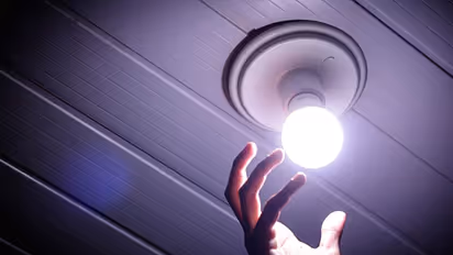 सौभाग्य योजना के चार साल पूरे: मार्च तक 2.82 करोड़ घरों में पहुंची बिजली, 18 महीने के रिकॉर्ड कनेक्शन