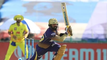 IPL 2021 #CSKvsKKR திரிபாதி, ராணா, தினேஷ் கார்த்திக் அதிரடி.. சிஎஸ்கேவிற்கு சவாலான இலக்கை நிர்ணயித்த கேகேஆர்