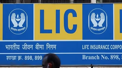lic ipo date : எதிர்பார்த்திருந்த எல்ஐசி ஐபிஓ எப்போது?  மத்திய அரசு அதிகாரி வெளியி்ட்ட புதிய தகவல்