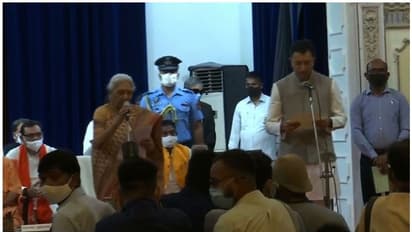 കോണ്ഗ്രസ് വിട്ടെത്തിയ ജിതിന് പ്രസാദ അടക്കം ഏഴുപേര്ക്ക് മന്ത്രികസേര; യുപി മന്ത്രിസഭ പുനസംഘടിപ്പിച്ചു