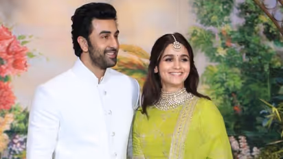 Alia-Ranbir Wedding : ২০২১ সালে বাজবে না বিয়ের সানাই, কবে চারহাত এক হবে রণবীর-আলিয়ার