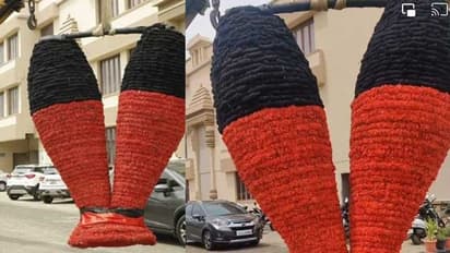 500 கிலோ எடையில் மெகா சைஸ் மாலை.. நிராகரித்த மூத்த அமைச்சர்.. விழா ஏற்பட்டாளர்கள் அதிர்ச்சி..!