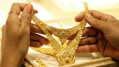 Gold prices today, November 3: 24-carat gold at Rs 47,850 per 10 grams