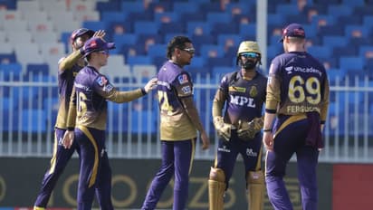 IPL 2021 #KKRvsDC கேகேஆர் அணி செம பவுலிங்.. டெல்லி கேபிடள்ஸை பொட்டளம் கட்டி ஈசியான இலக்கை விரட்டும் கேகேஆர்