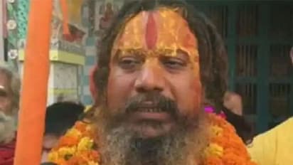 Ayodhya : ‘దేశాన్ని హిందూరాజ్యంగా ప్రకటించకపోతే.. సరయూనదిలో జల సమాధి అవుతా..’ కేంద్రానికి జగద్గురుహెచ్చరిక..