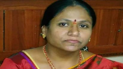 సంధ్య సుత్రావె కవిత : ఊహల డోలిక