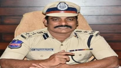 Huzurabad Bypoll:వాళ్లందరూ తుపాకులు అప్పగించాల్సిందే..: కరీంనగర్ సిపి ఆదేశాలు