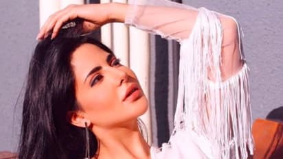 Skin Care: কোনও কসমেটিক্স ট্রিটমেন্ট নয়, ঘরোয়া ত্বকচর্চায় ক্যাটরিনা পেয়েছেন সুন্দর ত্বক