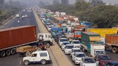 കർഷകസമരം: റോഡ് ഉപരോധം അനന്തമായി തുടരാനാവില്ലെന്ന് സുപ്രീംകോടതി