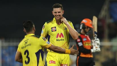 IPL 2021 பவுலிங்கில் பட்டைய கிளப்பிய ஹேசில்வுட், பிராவோ..! சிஎஸ்கேவிற்கு எளிதான இலக்கை நிர்ணயித்த சன்ரைசர்ஸ்
