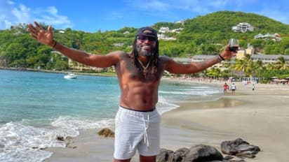 IPL 2021: पंजाब किंग्स के धाकड़ बल्लेबाज ने किया टीम से किनारा, इस कारण नहीं खेलेंगे बाकी के मैच