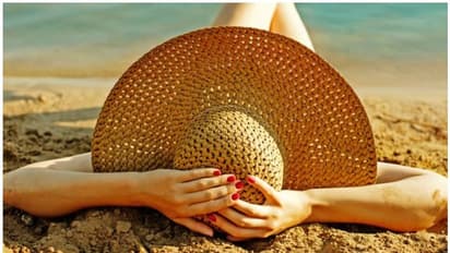 'ഓർഗാസത്തിന് ആകെ 20 സെക്കൻഡേ എടുത്തുള്ളൂ'; ബീച്ചിൽ സ്വയംഭോഗം നടത്തിയതിന് പൊലീസ് അറസ്റ്റുചെയ്ത യുവതിയുടെ മറുപടി