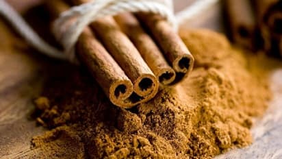 Cinnamon : കറുവപ്പട്ട ഭക്ഷണത്തിൽ ഉൾപ്പെടുത്തിയാലുള്ള ആരോ​ഗ്യ ​ഗുണങ്ങൾ