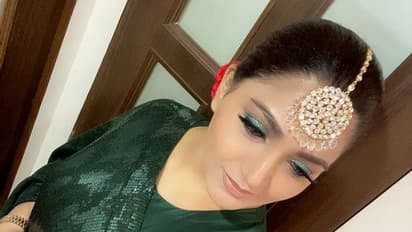 ఏజ్ని మింగేస్తున్న ఖుష్బు.. టీనేజ్ అమ్మాయిలా మారిపోయి కుర్రాళ్లకి చెమటలు పట్టిస్తుందిగా..