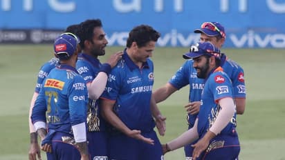 IPL2021 DC vs MI: నాలుగు వికెట్లు కోల్పోయిన ఢిల్లీ క్యాపిటల్స్... రిషబ్ పంత్ అవుట్...