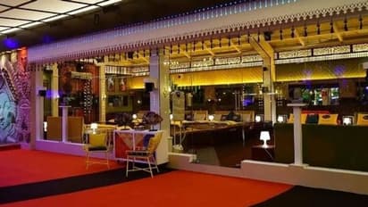 நினைத்து பார்த்ததை விட பிரமாண்டம்! கலர் ஃபுல்லாக ரெடியாகி இருக்கும் பிக்பாஸ் சீசன் 5 வீடு! புகைப்பட தொகுப்பு..