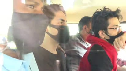 रेव पार्टी अपडेट:  कस्टडी में भेजे गए शाहरुख के बेटे आर्यन खान, एक दिन और होगी पूछताछ