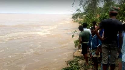 ರಾಜ್ಯದ 5 ಜಿಲ್ಲೆಗಳಲ್ಲಿ ಭಾರೀ ಮಳೆ:    ಸಿಡಿಲಿಗೆ ಇಬ್ಬರು ಬಲಿ