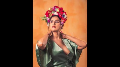 பிக்பாஸில் கலக்க வந்த திருநங்கை நமீதா... யார் இவர்…? அசர வைக்கும் பயோடேட்டா…