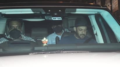 ಶಾರುಖ್‌ ಮನೆಗೆ ಸಲ್ಮಾನ್‌: ನೆಟ್ಟಿಗರಿಂದ ಟ್ರೋಲ್‌!