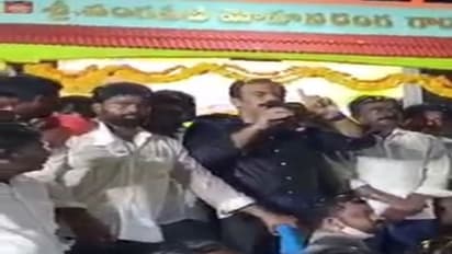 కాపులను తిట్టడం ప్రతి అడ్డమైనోడికి ఫ్యాషనైపోయింది..: వంగవీటి రాధ సంచలనం (వీడియో)