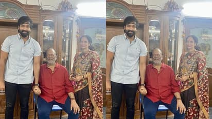 ఒరిజినల్ రెబెల్ స్టార్ బ్లెస్సింగ్స్ తీసుకున్నా...!