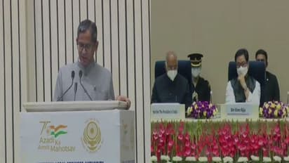 আইনমন্ত্রীর নাচের তারিফ, কিরেন রিজিজুর প্রশংসায় পঞ্চমুখ দেশের প্রধানবিচারপতি