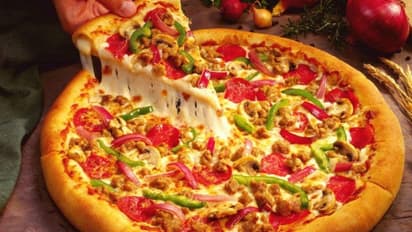 പിസ കഴിച്ച് അഭിപ്രായം പറയൂ; 5 ലക്ഷം രൂപ നേടാം...