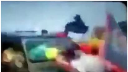 ലഖിംപുരിലെ സംഘര്ഷം; വാഹനമിടിക്കുന്ന ദൃശ്യങ്ങള് പുറത്ത്, പ്രിയങ്ക കസ്റ്റഡിയില് തുടരുന്നു