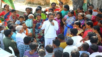 Huzurabad bypoll:కేసీఆర్ భరతం మేం పడతాం... బేఫికర్ బిడ్డా: ఈటలకు మహిళల భరోసా