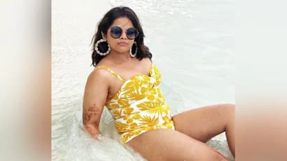 'എന്നാണ് ഡിവോഴ്സ്?'; സ്വിംസ്യൂട്ട് ചിത്രത്തിനെതിരെ സൈബർ ആക്രമണം; മറുപടിയുമായി നടി...