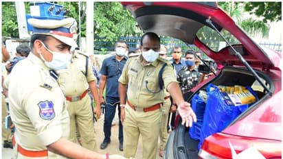 Huzuraba Bypoll: హుజురాబాద్లో రూ. 3 లక్షల నగదు పట్టివేత.. విస్తృత తనిఖీలు