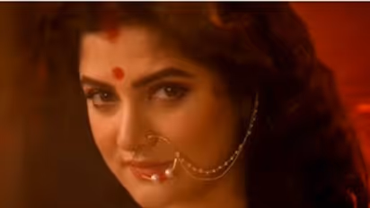 টিপ মেয়েদের সৌন্দর্য বাড়ায়, তবে জেনে নিন এর অব্যর্থ শারীরিক উপকারিতাগুলো