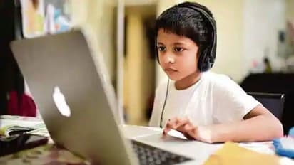 കുട്ടികള്‍ എപ്പോഴും ഹെഡ്ഫോണ്‍ ഉപയോഗിക്കുന്നത് അവരെ ബാധിക്കുക ഇങ്ങനെ...