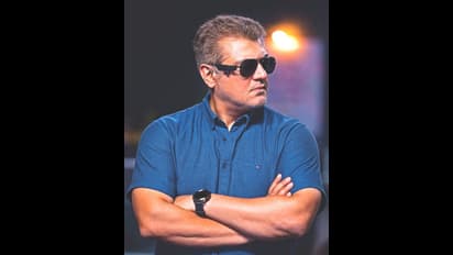 வலிமை ஷூட்டிங் ஸ்பாட்டில் யங் லுக்கில் செம்ம ஸ்டைலிஷாக இருக்கும் அஜித்! வைரலாகும் போட்டோஸ்!