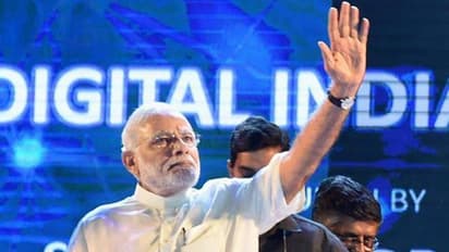 Narendra Modi: এটিএম নয়, মোবাইল পেমেন্টেই ভরসা রাখছে ভারত, জানালেন মোদী